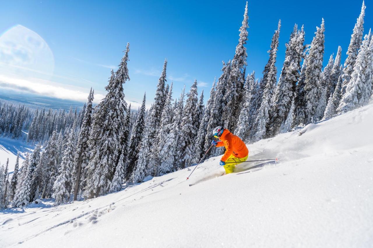 Stonebridge Lodge Big White エクステリア 写真