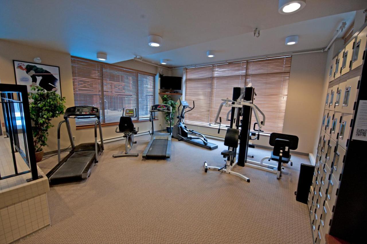 Stonebridge Lodge Big White エクステリア 写真